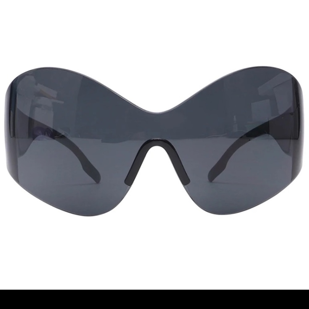 SOLD - NEW Oval Black Tinted Sunglasses - Picture 4 of 10